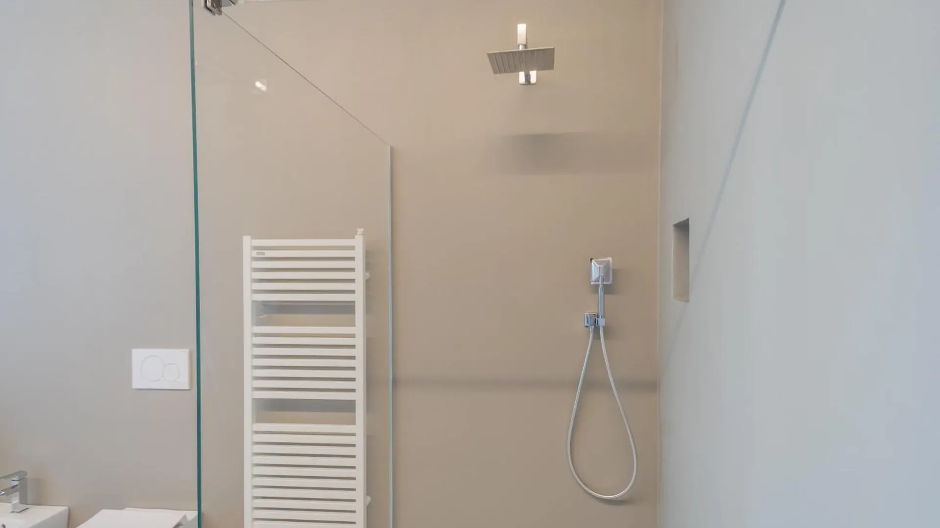 Como Liberty Suites - Garbo By Rent All Como Italië